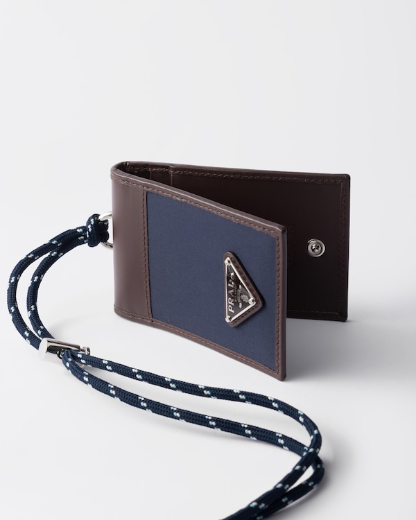 Prada Speedrock Re-Nylon和皮革肩带式卡夹 - 蓝色 Prada Speedrock Re-Nylon和皮革肩带式卡夹 - 蓝色