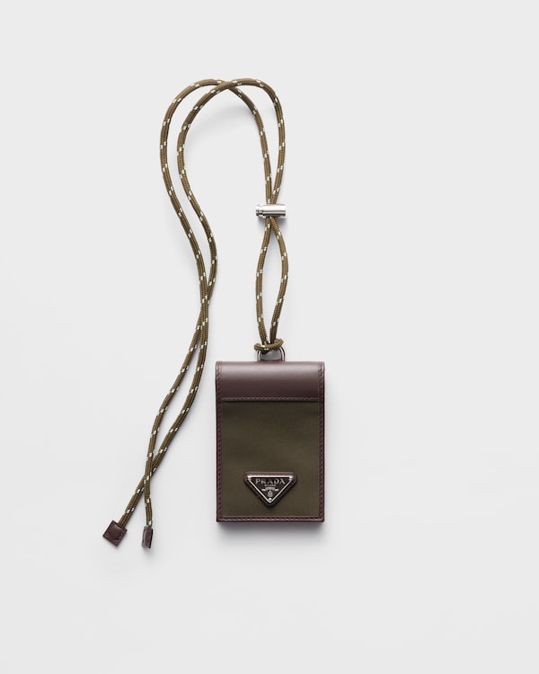 Prada Speedrock Re-Nylon和皮革肩带式卡夹 - 塞尔瓦绿 Prada Speedrock Re-Nylon和皮革肩带式卡夹 - 塞尔瓦绿