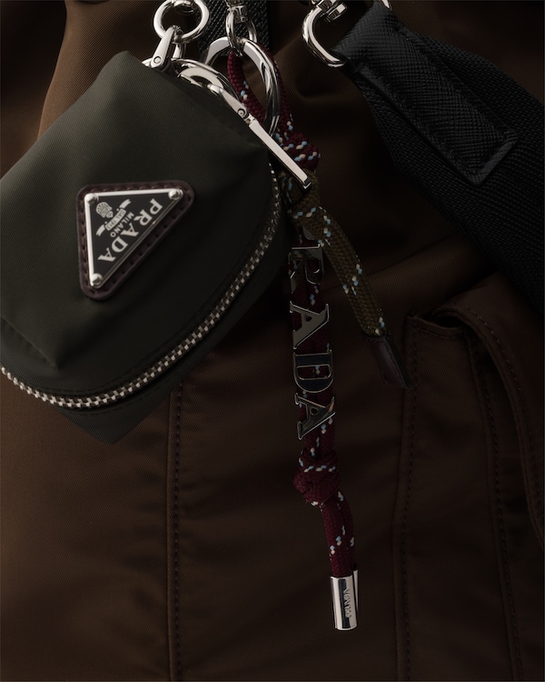 Prada Speedrock再生尼龙钥匙扣饰件 - 塞尔瓦绿 Prada Speedrock再生尼龙钥匙扣饰件 - 塞尔瓦绿