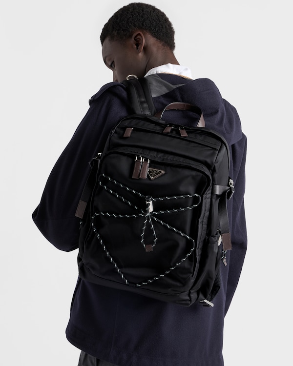Prada Speedrock Re-Nylon与皮革双肩背包 - 黑色 Prada Speedrock Re-Nylon与皮革双肩背包 - 黑色