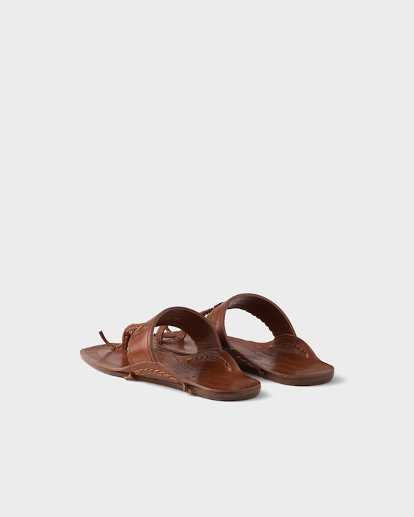 Prada Made in India x Inspired by Kolhapuri Chappal皮革凉鞋 - 白兰地色 Prada Made in India x Inspired by Kolhapuri Chappal皮革凉鞋 - 白兰地色