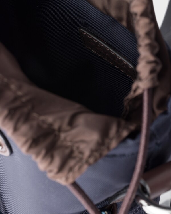 Prada Speedrock再生尼龙和皮革智能手机壳 - 蓝色 Prada Speedrock再生尼龙和皮革智能手机壳 - 蓝色