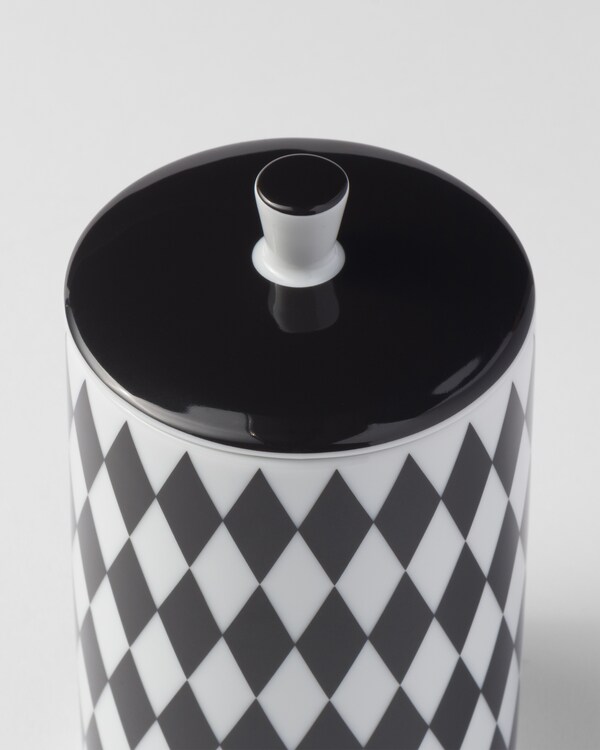 Porcelain scented candle - Checkerboard - White/Black Porcelain scented candle - Checkerboard - White/Black