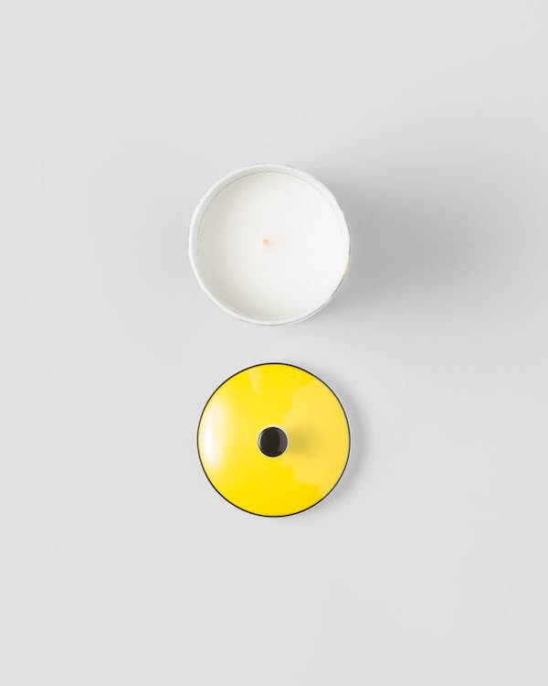Porcelain scented candle - Banana - Yellow Porcelain scented candle - Banana - Yellow