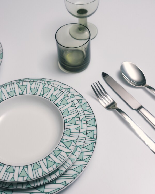 Set of two porcelain dinner plates - Vienna Green - Green Set of two porcelain dinner plates - Vienna Green - Green