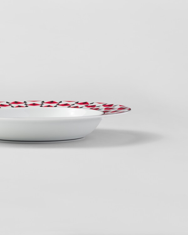 Set of two porcelain soup plates - Vienna Red - Black/Red Set of two porcelain soup plates - Vienna Red - Black/Red