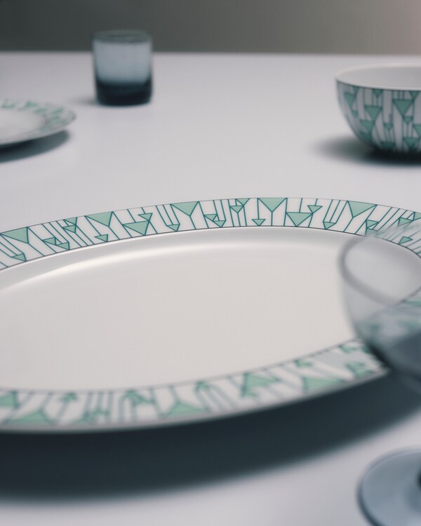 Large porcelain serving plate - Vienna Green - Green Large porcelain serving plate - Vienna Green - Green