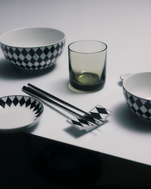 陶瓷汤碗两件套 - Checkerboard - 白色 / 黑色 陶瓷汤碗两件套 - Checkerboard - 白色 / 黑色