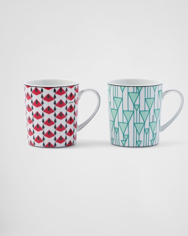 Set of two porcelain mugs - Vienna Red and Vienna Green - Black/Red/Green Set of two porcelain mugs - Vienna Red and Vienna Green - Black/Red/Green