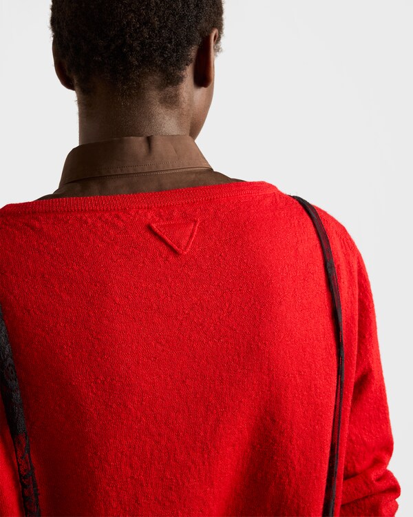 Cashmere V-neck sweater - Red Cashmere V-neck sweater - Red