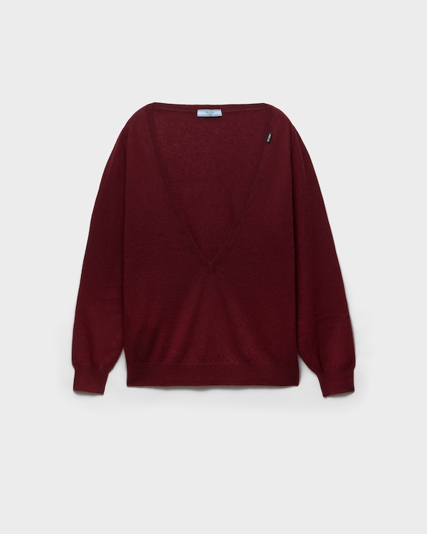 Cashmere V-neck sweater - Amaranth Red Cashmere V-neck sweater - Amaranth Red