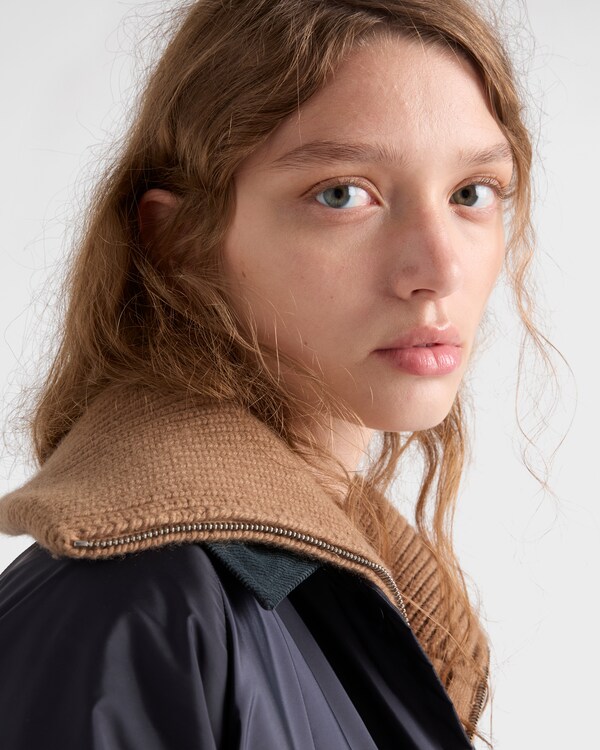 Ribbed knit cashmere sweater - Camel Brown Ribbed knit cashmere sweater - Camel Brown