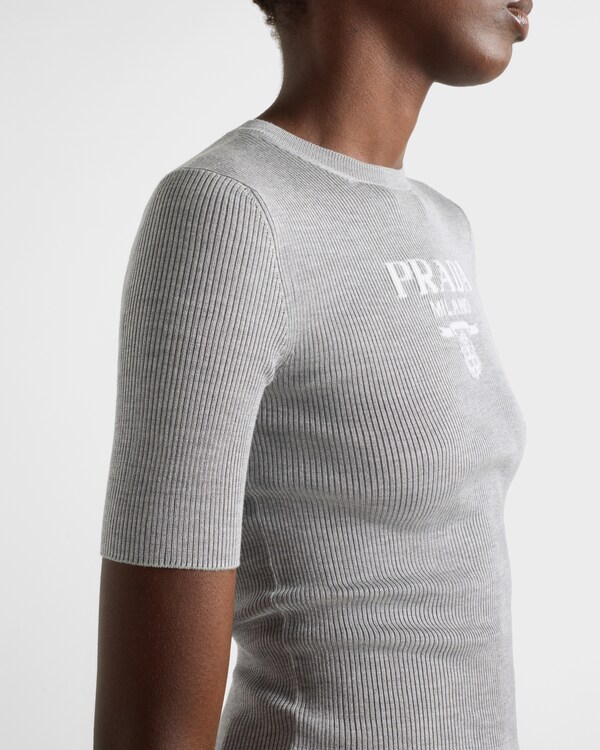 Silk crew-neck sweater with logo - Grey Silk crew-neck sweater with logo - Grey