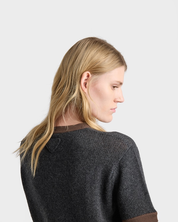 Cashmere crew-neck sweater - Anthracite Gray/Tobacco Cashmere crew-neck sweater - Anthracite Gray/Tobacco
