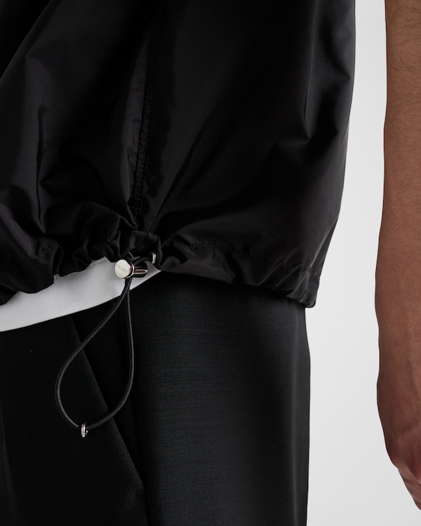 Short-sleeve light Re-Nylon shirt - Black Short-sleeve light Re-Nylon shirt - Black