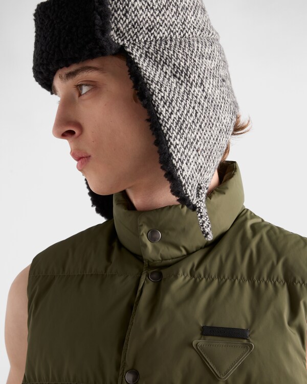 Re-Nylon puffer vest - Forest Green Re-Nylon puffer vest - Forest Green