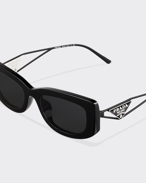 Sunglasses with triangle logo - Slate Gray Lenses Sunglasses with triangle logo - Slate Gray Lenses