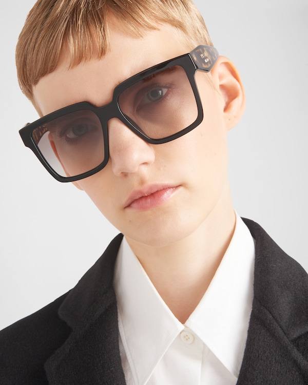 Sunglasses with Prada logo - Gradient Anthracite Gray Lenses Sunglasses with Prada logo - Gradient Anthracite Gray Lenses