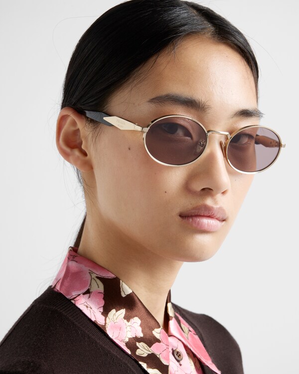 Prada Eyewear Collection sunglasses - MAUVE LENSES Prada Eyewear Collection sunglasses - MAUVE LENSES