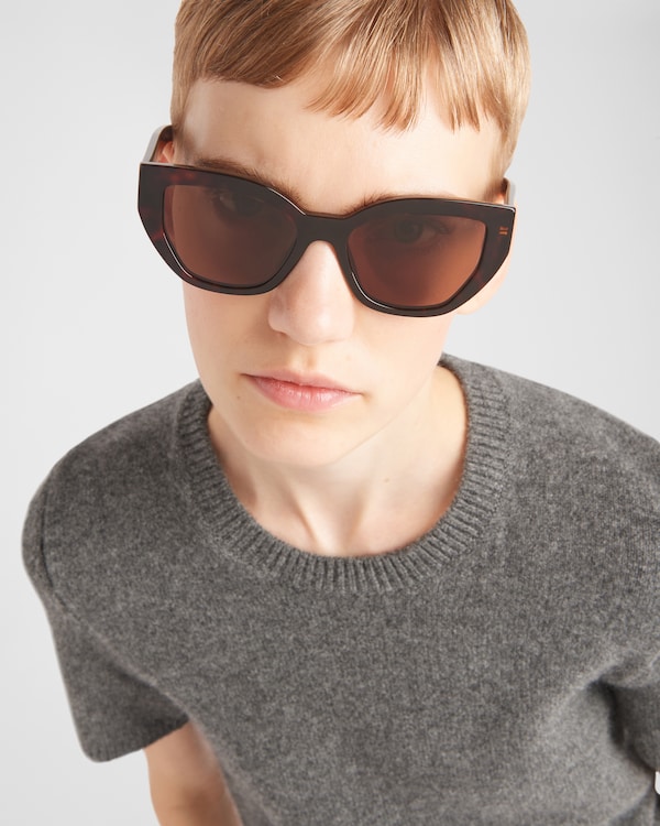 Sunglasses with Prada logo - Coffee Brown Lenses Sunglasses with Prada logo - Coffee Brown Lenses
