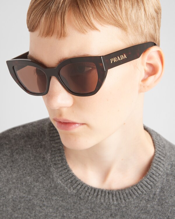 Sunglasses with Prada logo - Coffee Brown Lenses Sunglasses with Prada logo - Coffee Brown Lenses