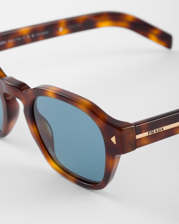 Sunglasses with the iconic metal plaque - Turquoise Lenses Sunglasses with the iconic metal plaque - Turquoise Lenses