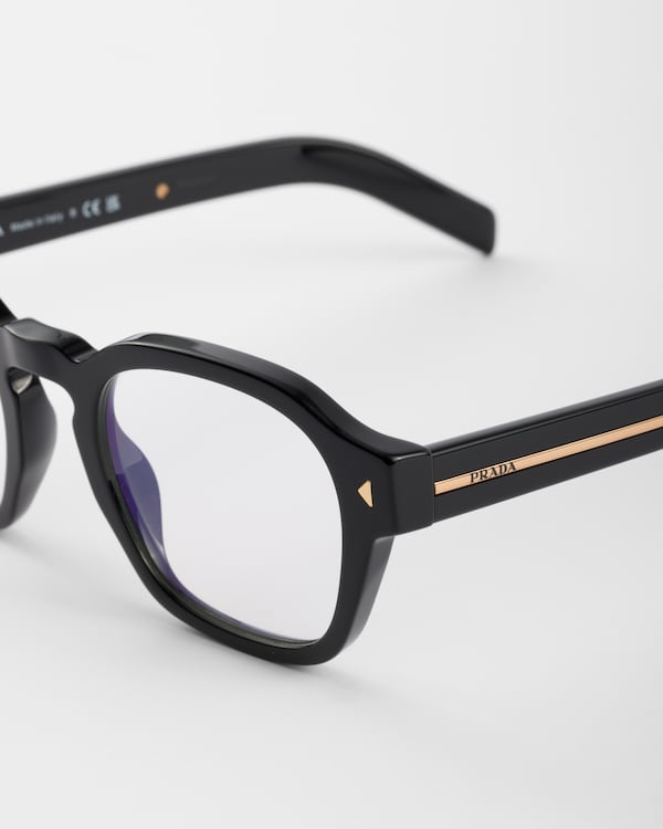 Sunglasses with the iconic metal plaque - Crystal lenses Sunglasses with the iconic metal plaque - Crystal lenses
