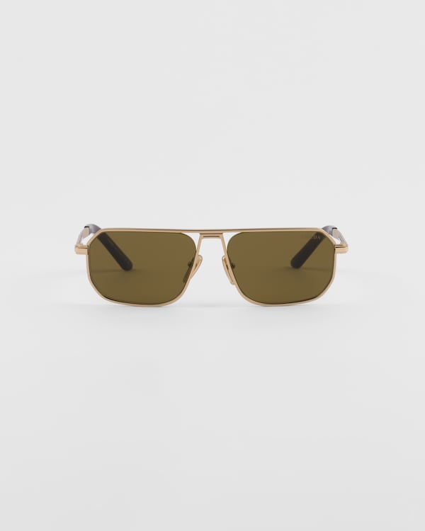 Sunglasses with iconic metal plaque - Loden Lenses Sunglasses with iconic metal plaque - Loden Lenses