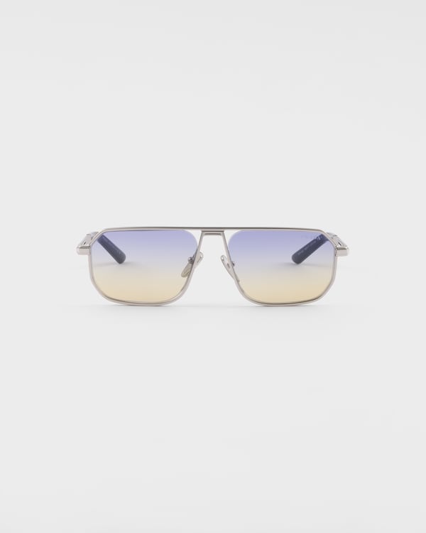 Sunglasses with the iconic metal plaque - Iris Shaded Sun Lenses Sunglasses with the iconic metal plaque - Iris Shaded Sun Lenses