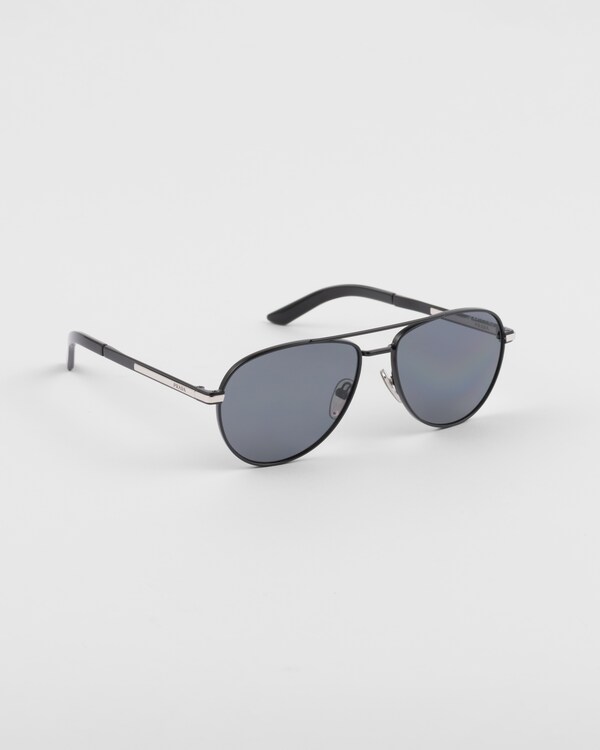 Sunglasses with iconic metal plaque - Polarized Black Lenses Sunglasses with iconic metal plaque - Polarized Black Lenses