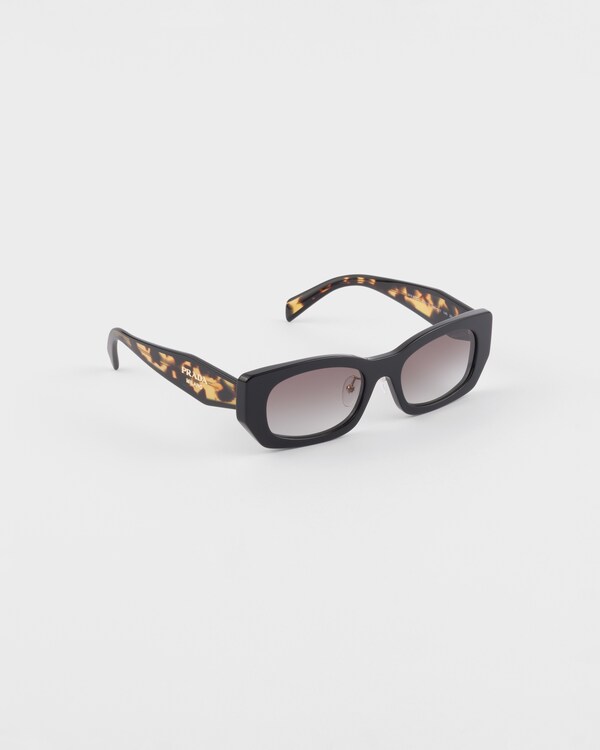 Sunglasses with the Prada logo - Gradient Anthracite Gray Lenses Sunglasses with the Prada logo - Gradient Anthracite Gray Lenses
