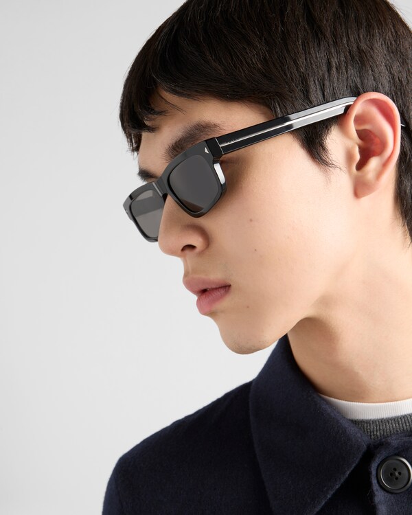 Sunglasses with the iconic metal plaque - Lenses Ardesia Crist Sunglasses with the iconic metal plaque - Lenses Ardesia Crist