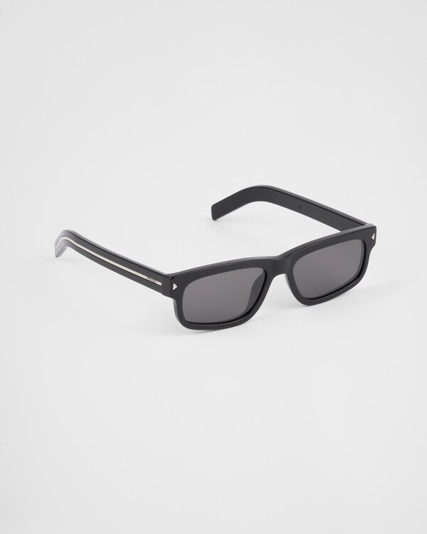 Sunglasses with the iconic metal plaque - Lenses Ardesia Crist Sunglasses with the iconic metal plaque - Lenses Ardesia Crist