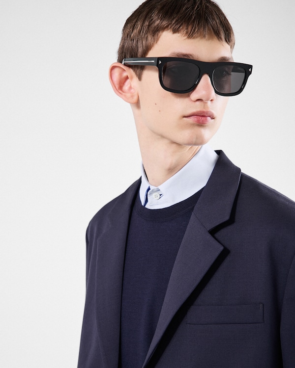 Sunglasses with the iconic metal plaque - Lenses Ardesia Crist Sunglasses with the iconic metal plaque - Lenses Ardesia Crist