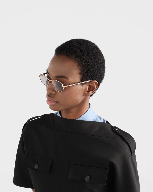 Sunglasses with the iconic metal plaque - Grey Lenses Sunglasses with the iconic metal plaque - Grey Lenses