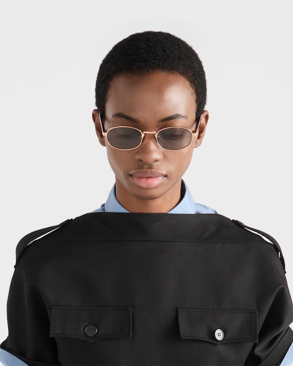 Sunglasses with the iconic metal plaque - Grey Lenses Sunglasses with the iconic metal plaque - Grey Lenses