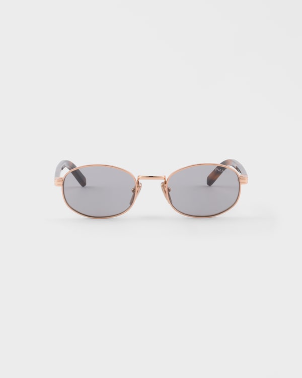 Sunglasses with the iconic metal plaque - Grey Lenses Sunglasses with the iconic metal plaque - Grey Lenses