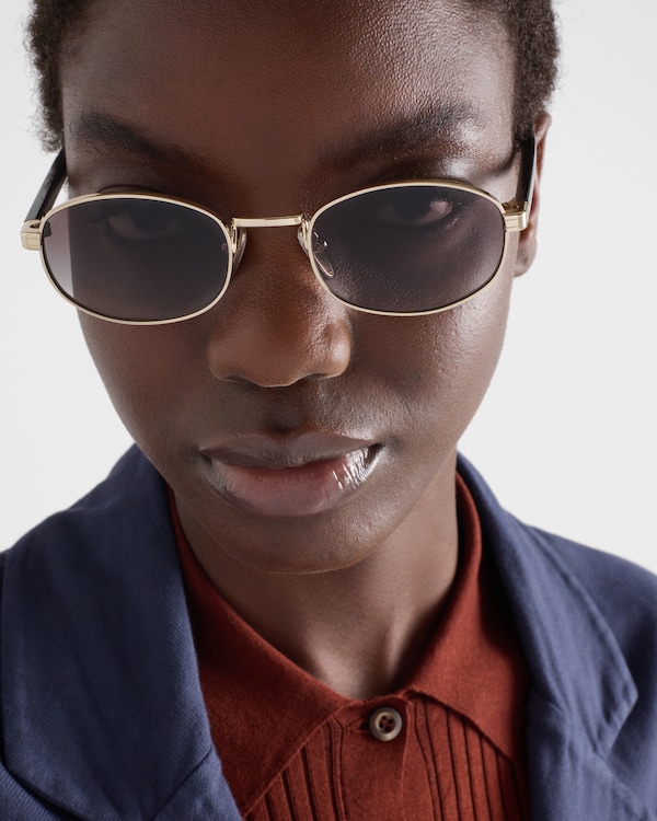 Sunglasses with the iconic metal plaque - Slate Gray Lenses Sunglasses with the iconic metal plaque - Slate Gray Lenses