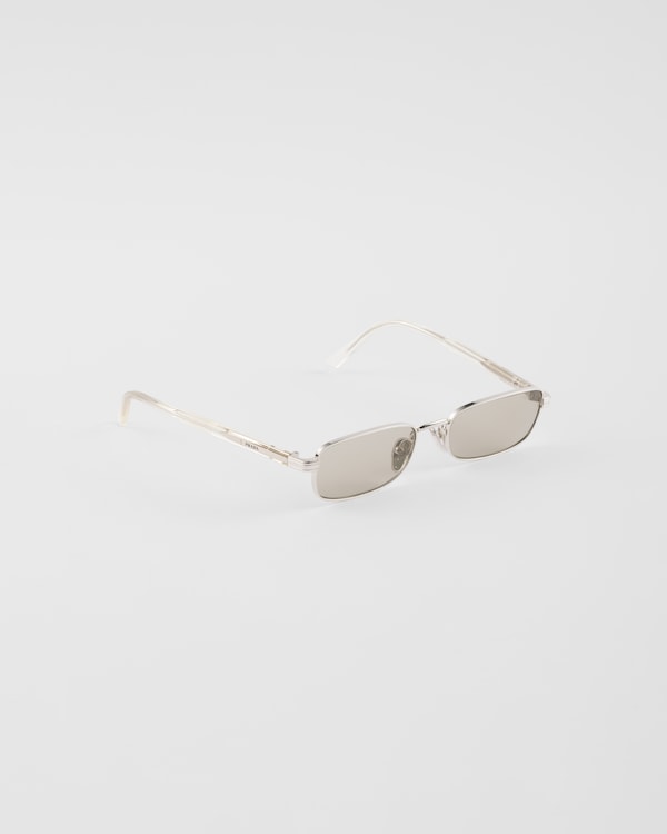 Sunglasses with the iconic metal plaque - Stone Gray lenses Sunglasses with the iconic metal plaque - Stone Gray lenses
