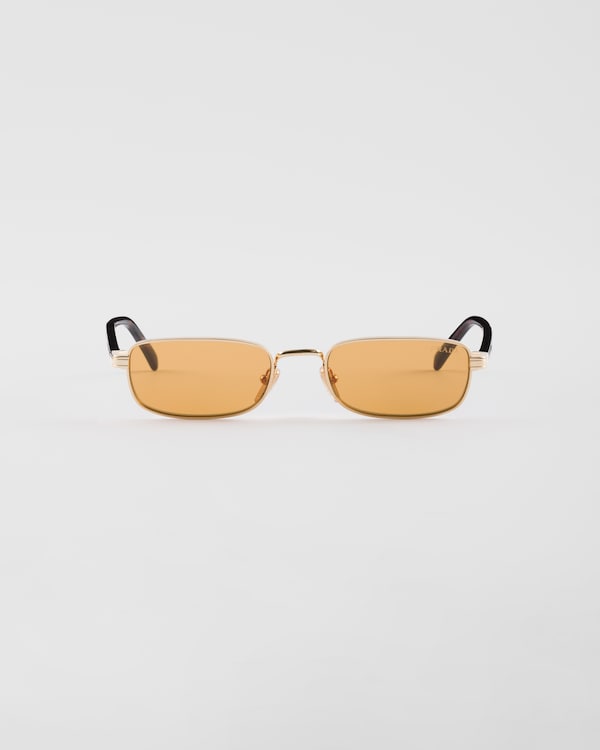 Sunglasses with the iconic metal plaque - Honey lenses Sunglasses with the iconic metal plaque - Honey lenses