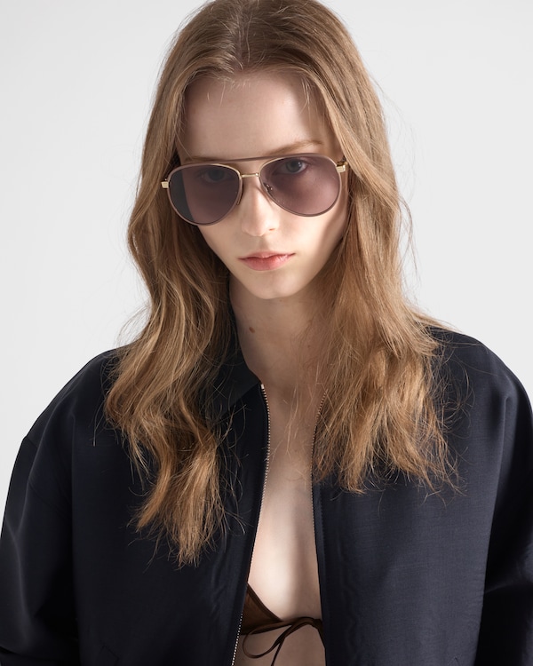 Prada sunglasses with the iconic metal plaque - MAUVE LENSES Prada sunglasses with the iconic metal plaque - MAUVE LENSES