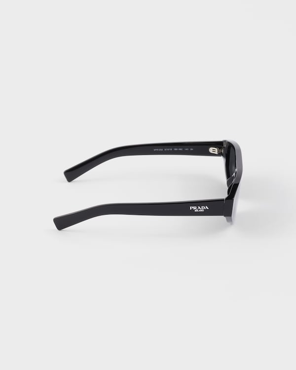 Prada Eyewear系列太阳镜 - 石板灰镜片 Prada Eyewear系列太阳镜 - 石板灰镜片