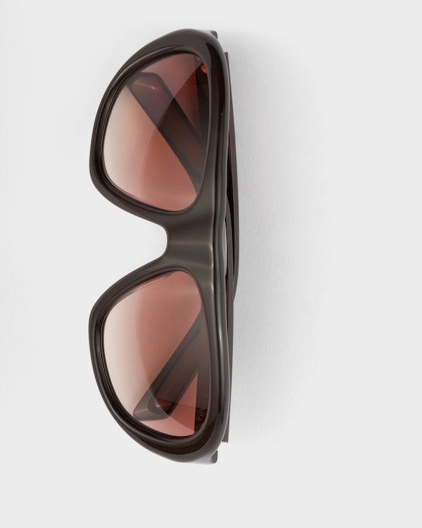 Prada Shadowplay系列太阳镜 - 渐变粉红色镜片 Prada Shadowplay系列太阳镜 - 渐变粉红色镜片