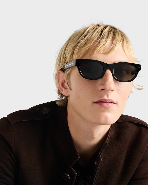 Prada Eyewear系列太阳镜 - 石板灰镜片 Prada Eyewear系列太阳镜 - 石板灰镜片
