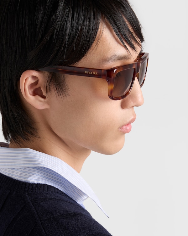 Prada Shadowplay系列太阳镜 - 渐变苔绿色镜片 Prada Shadowplay系列太阳镜 - 渐变苔绿色镜片