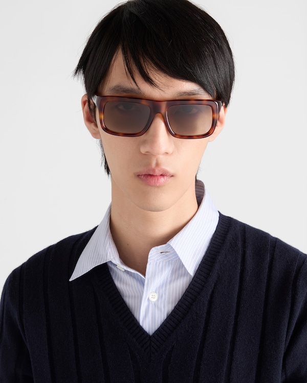Prada Shadowplay系列太阳镜 - 渐变苔绿色镜片 Prada Shadowplay系列太阳镜 - 渐变苔绿色镜片