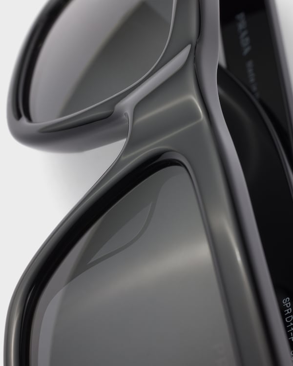 Prada Shadowplay系列太阳镜 - 石板灰镜片 Prada Shadowplay系列太阳镜 - 石板灰镜片