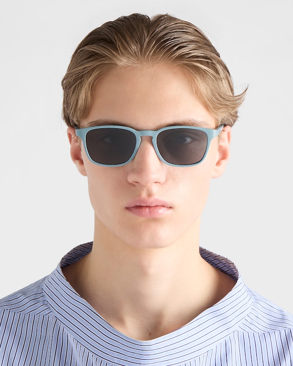 Prada Runway太阳镜 - 石板灰镜片 Prada Runway太阳镜 - 石板灰镜片