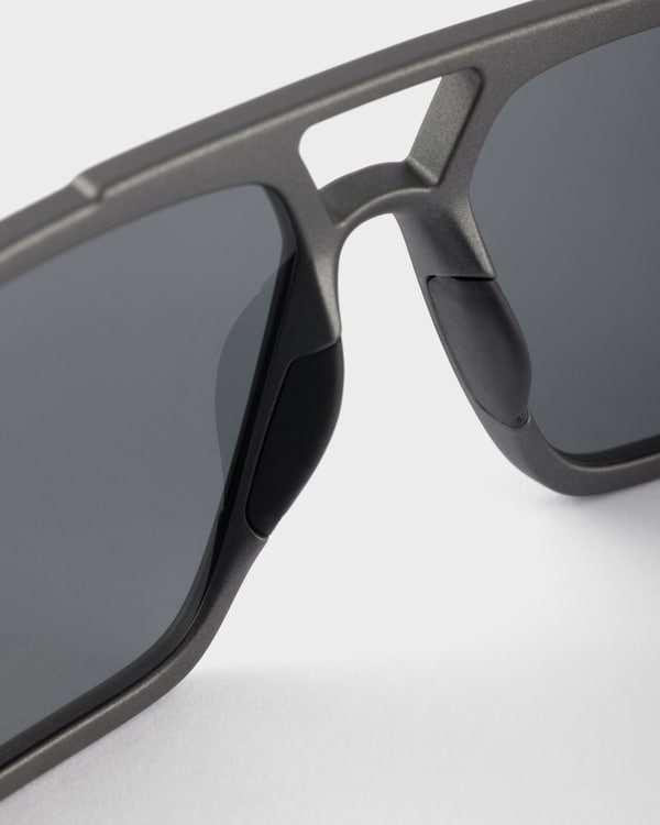 Prada Linea Rossa sunglasses - Mirrored Carbon Lenses Prada Linea Rossa sunglasses - Mirrored Carbon Lenses