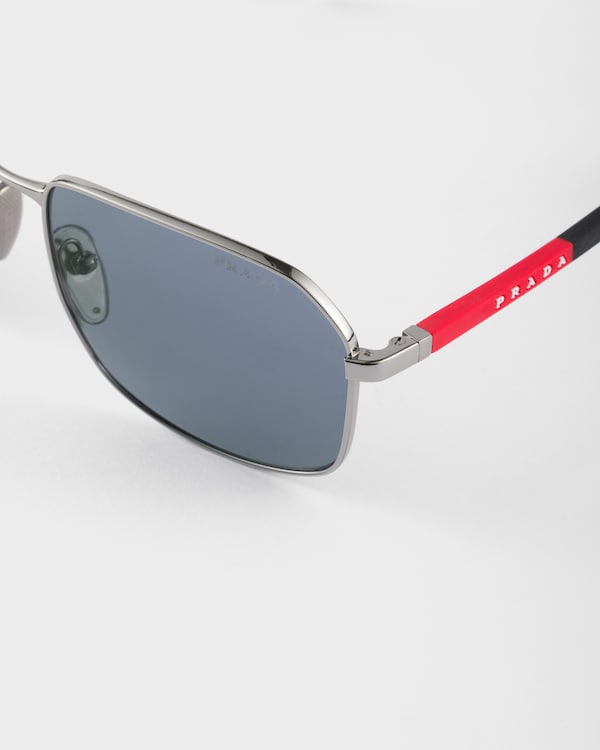 Prada Linea Rossa太阳镜 - Blue lenses/Purple Prada Linea Rossa太阳镜 - Blue lenses/Purple